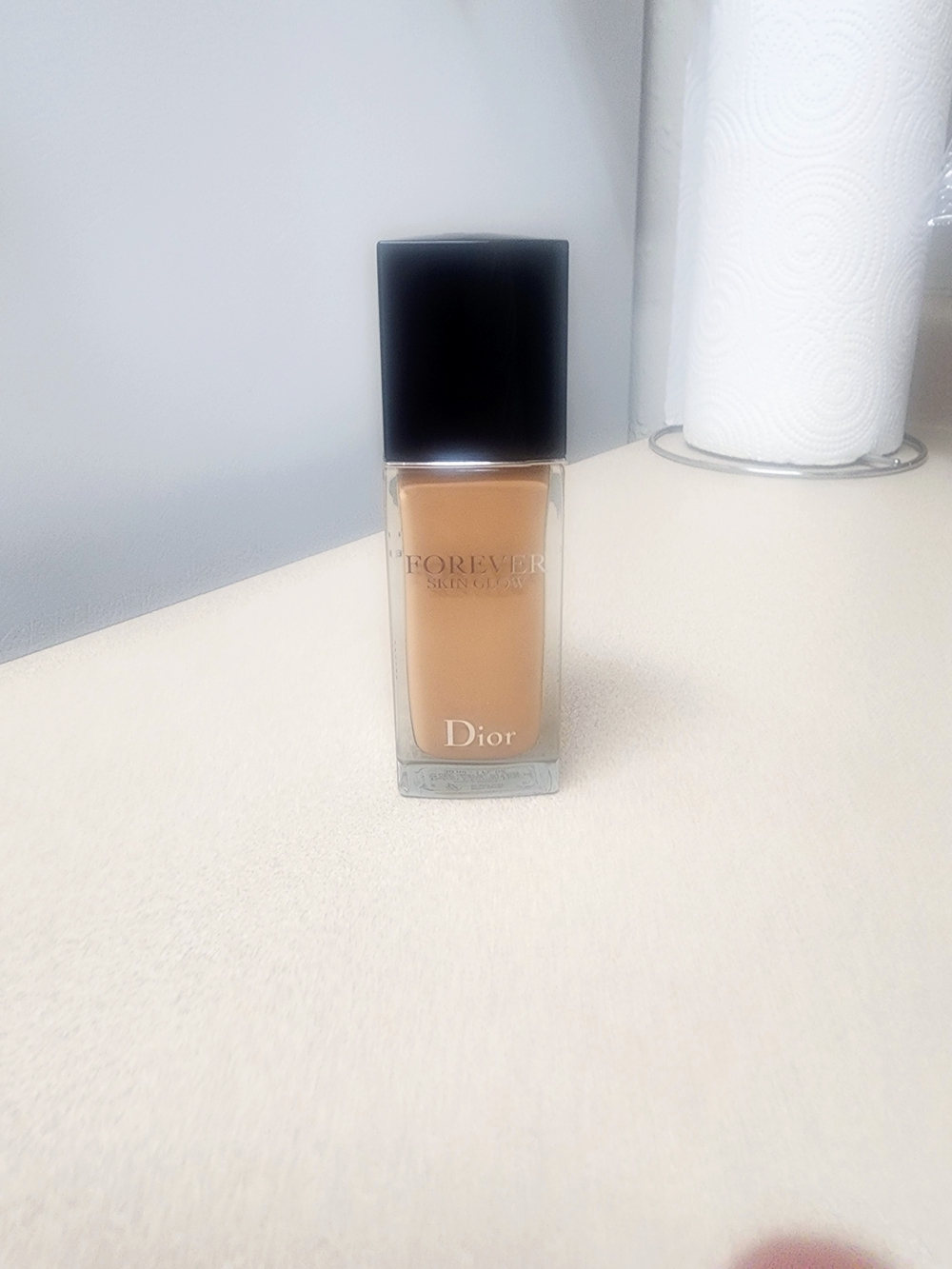 Dior Forever Skin Glow Liquid Foundation - Beige Tan 4WP